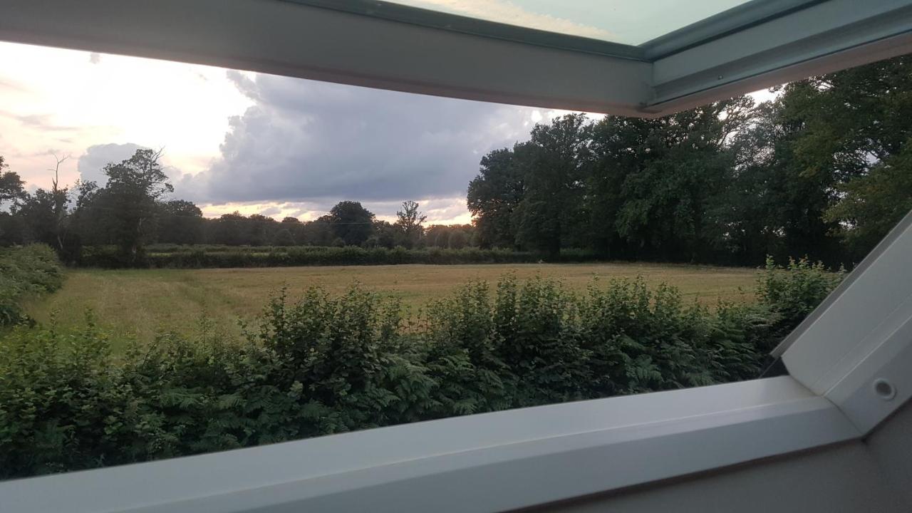 Domaine Des Grands Chenes Bed and Breakfast Preveranges Exteriör bild