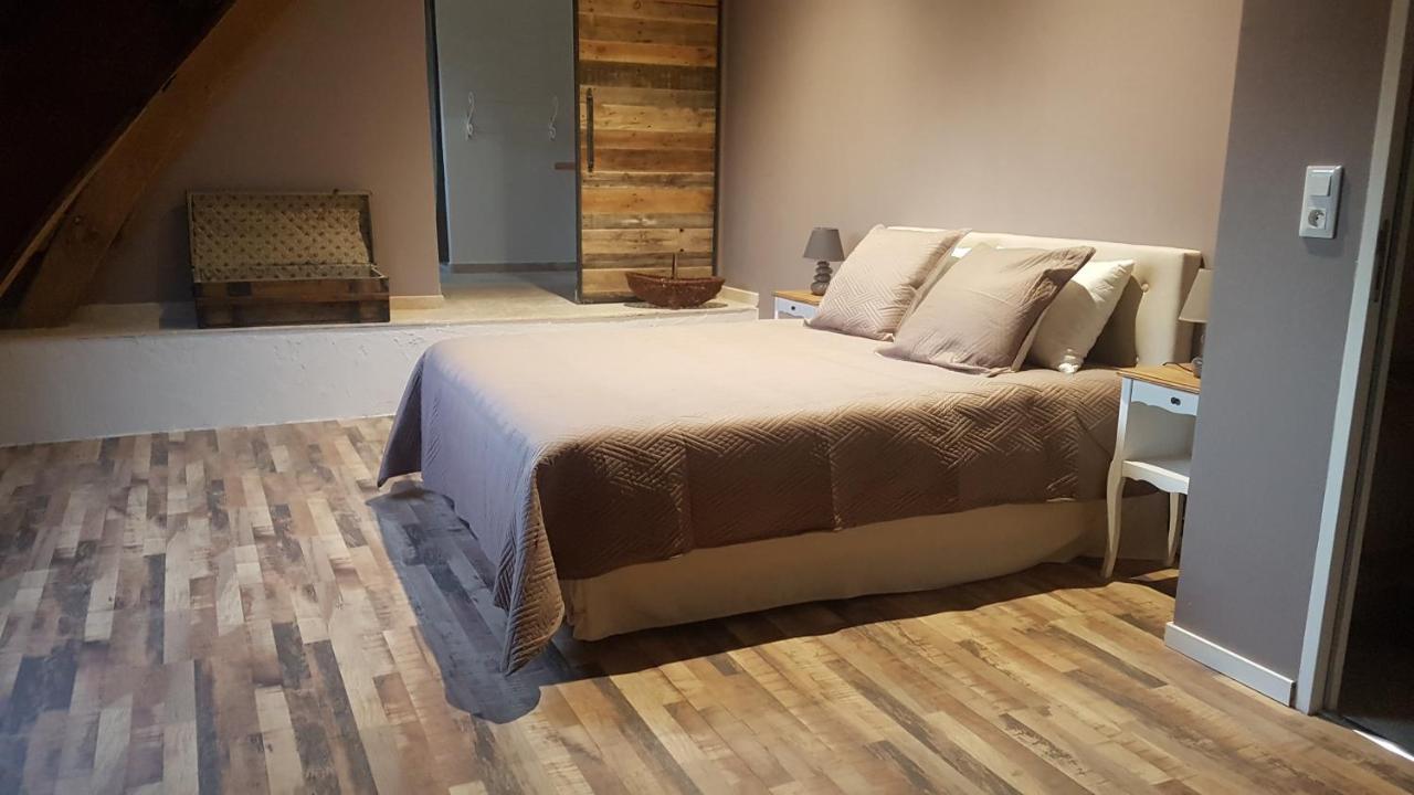 Domaine Des Grands Chenes Bed and Breakfast Preveranges Exteriör bild