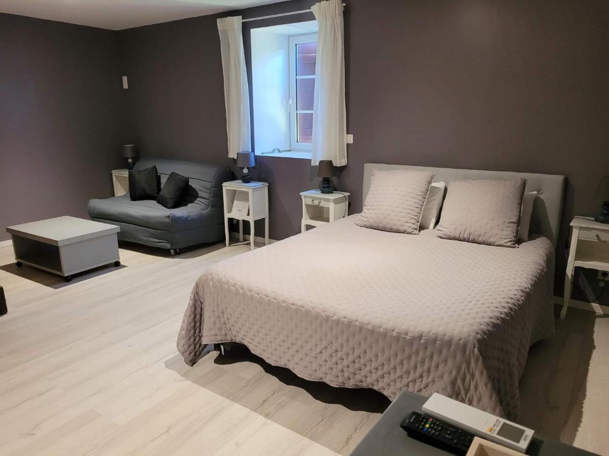 Domaine Des Grands Chenes Bed and Breakfast Preveranges Exteriör bild