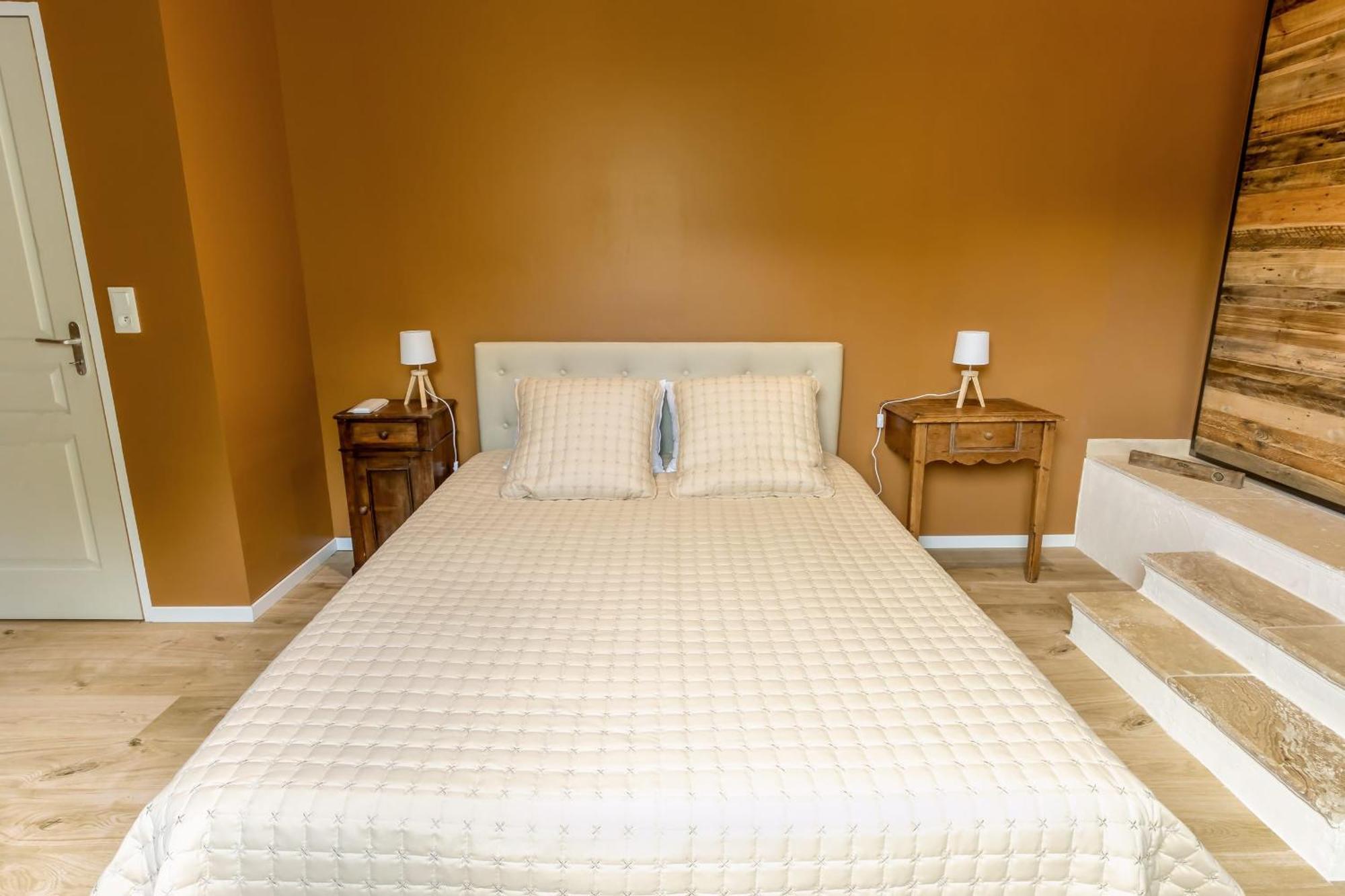 Domaine Des Grands Chenes Bed and Breakfast Preveranges Exteriör bild