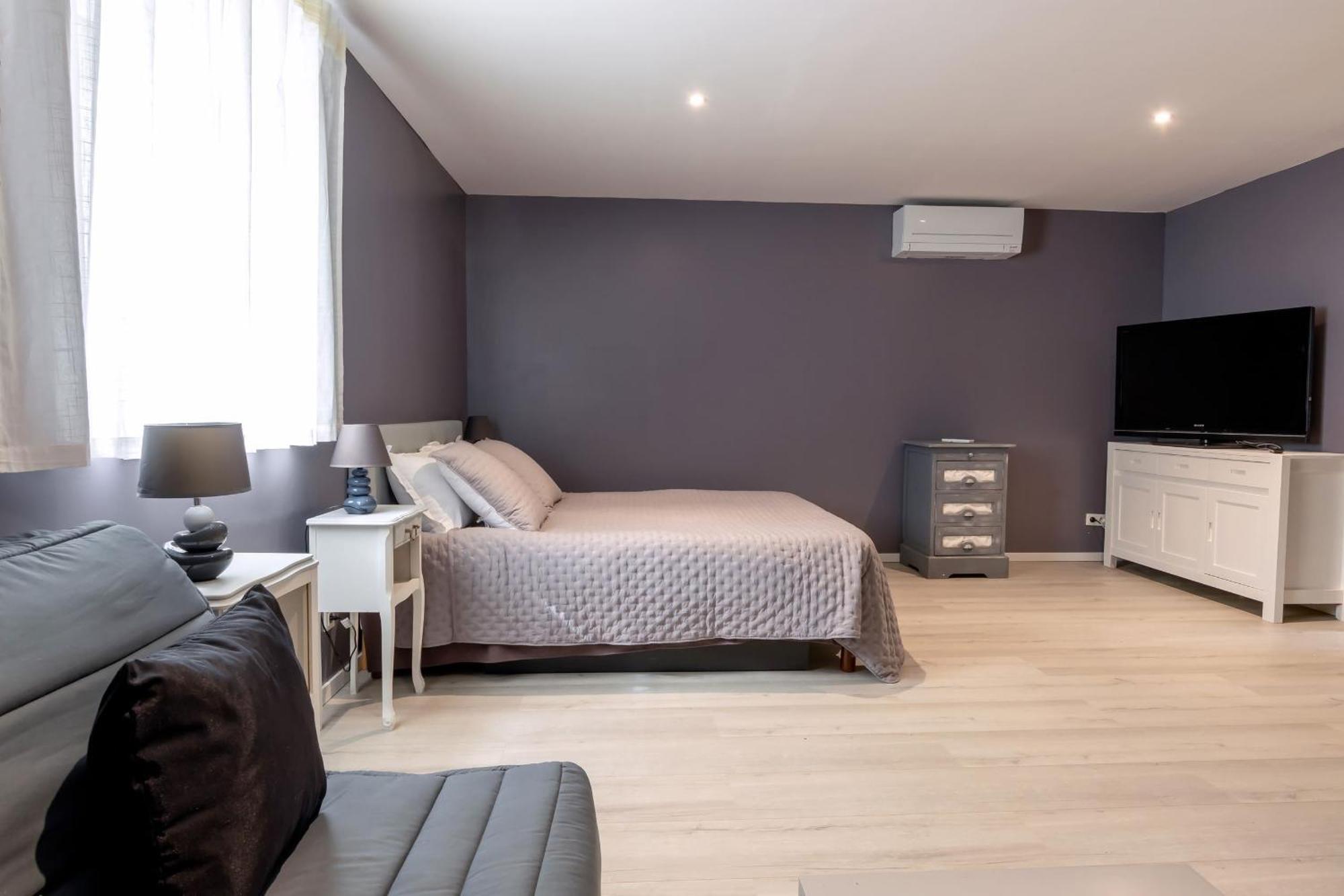 Domaine Des Grands Chenes Bed and Breakfast Preveranges Exteriör bild